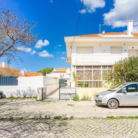 Luxury Private House Near Costa de Caparica